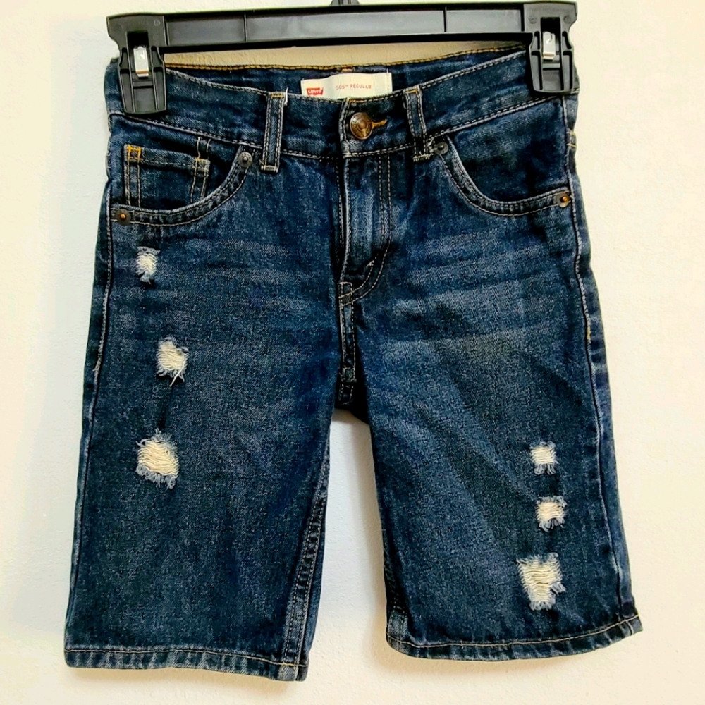 boys levi shorts SIZE 7